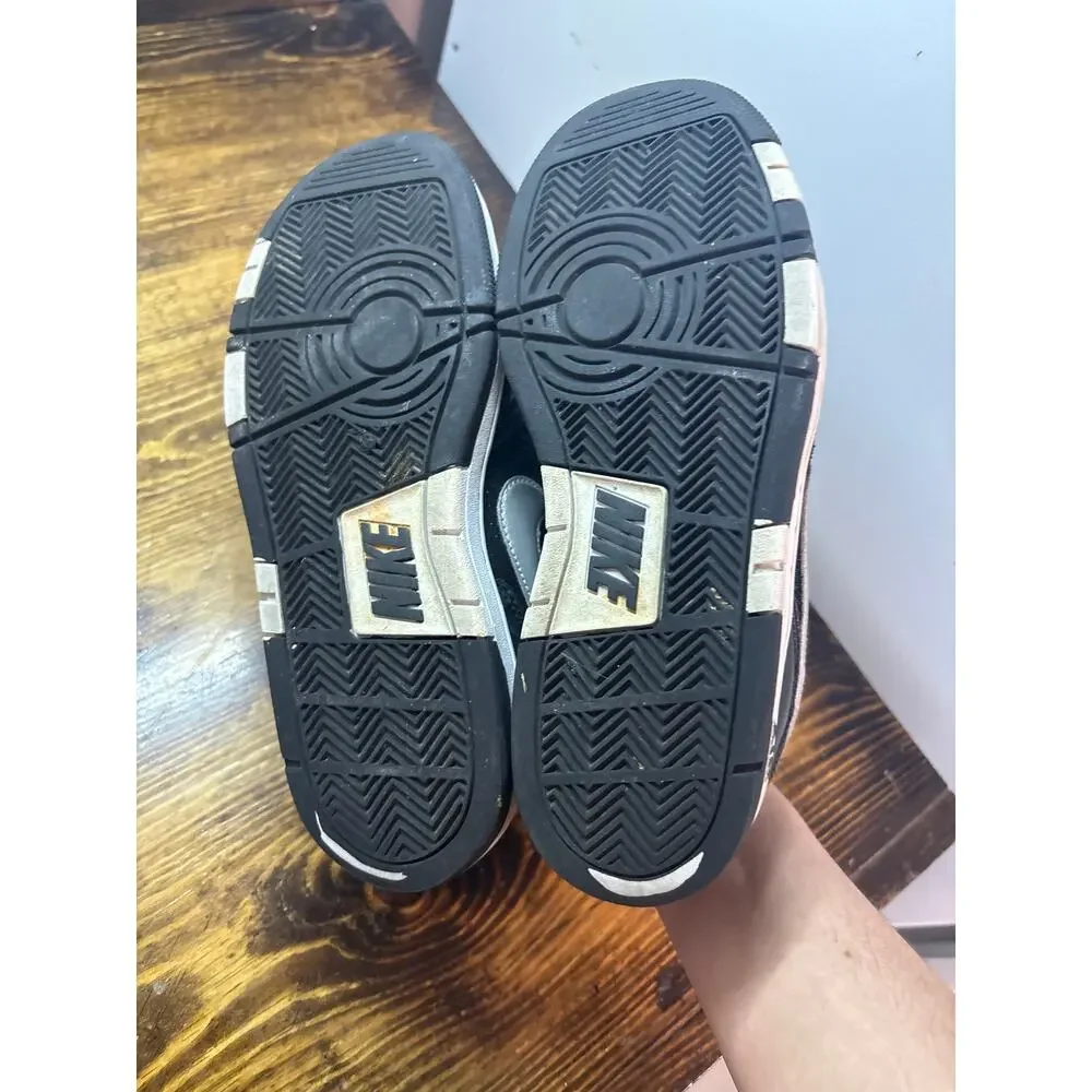 Nike‎ Air Black Sneakers Size 7